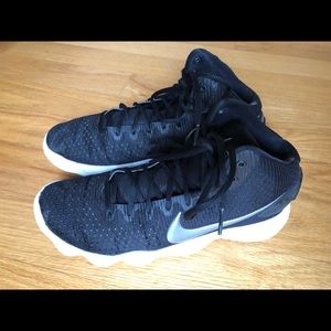 Men’s Nike Hyperdunk